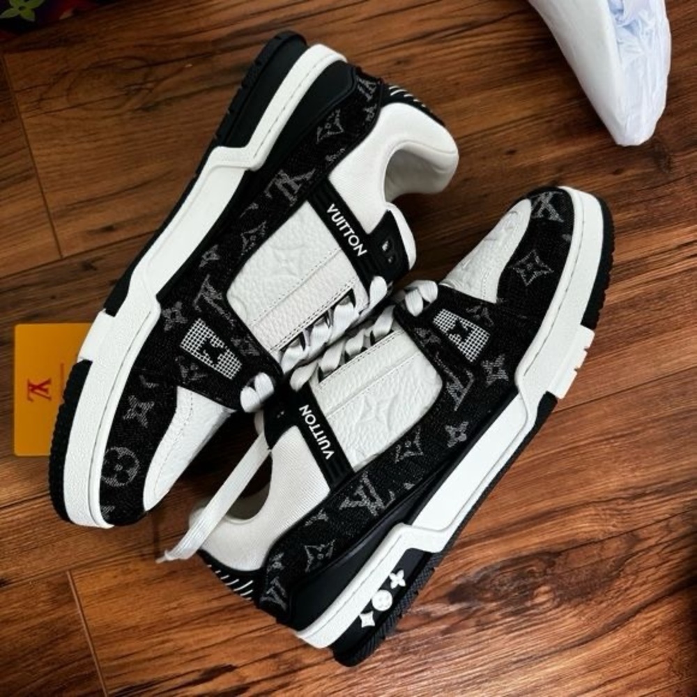 Louis Vuitton Men's Black and White Sneakers
